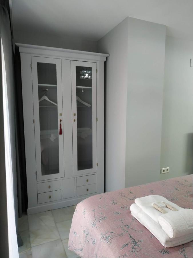 Kentia Rooms Malaga Exterior photo