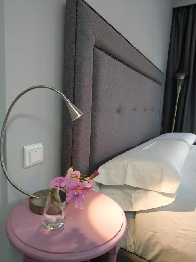 Kentia Rooms Malaga Exterior photo